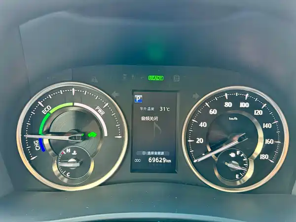Toyota Vellfire 2021