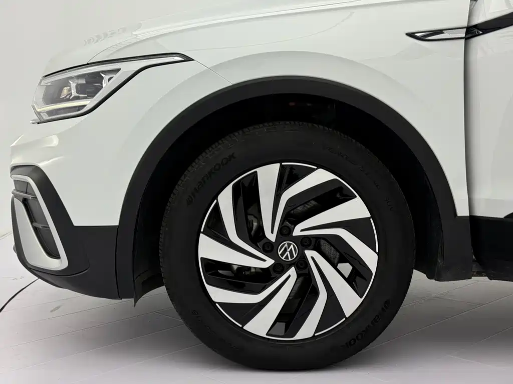 Volkswagen Tiguan L 2022 — фото 18