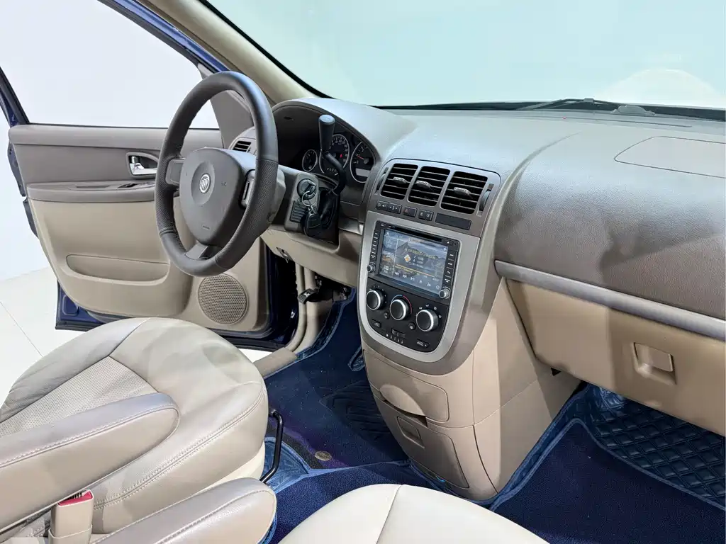 Buick GL8 2015 — фото 11