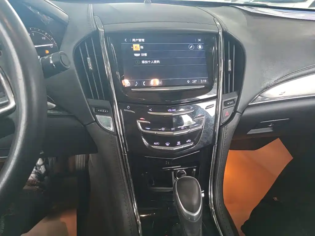 Cadillac ATS-L 2018 — фото 13