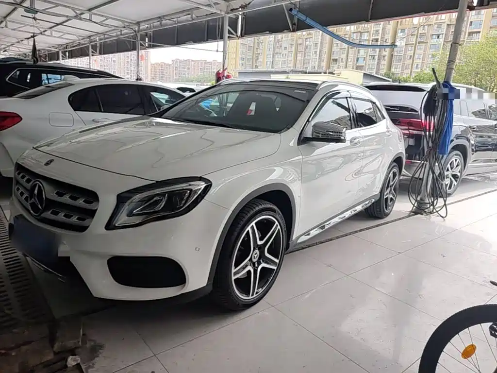 Mercedes-Benz GLA 2019