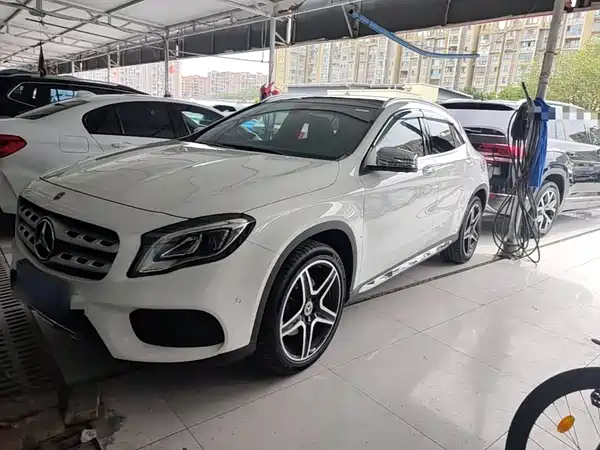 Mercedes-Benz GLA 2019