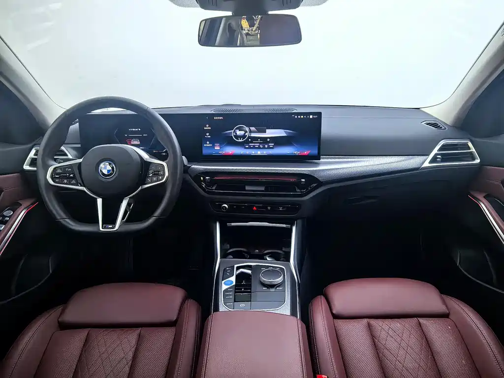 BMW i3 2025 — фото 8