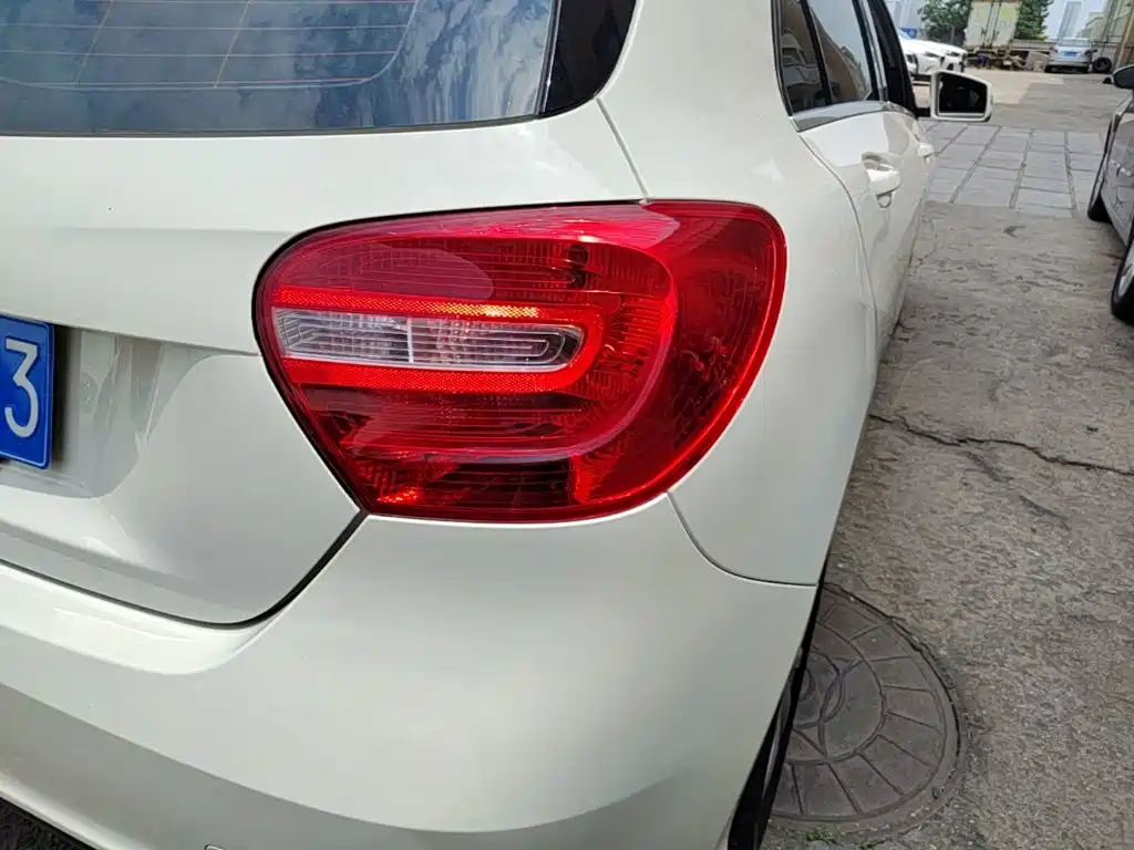 Mercedes-Benz A-Class 2015 — фото 8