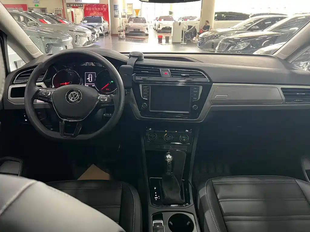Volkswagen Touran 2019