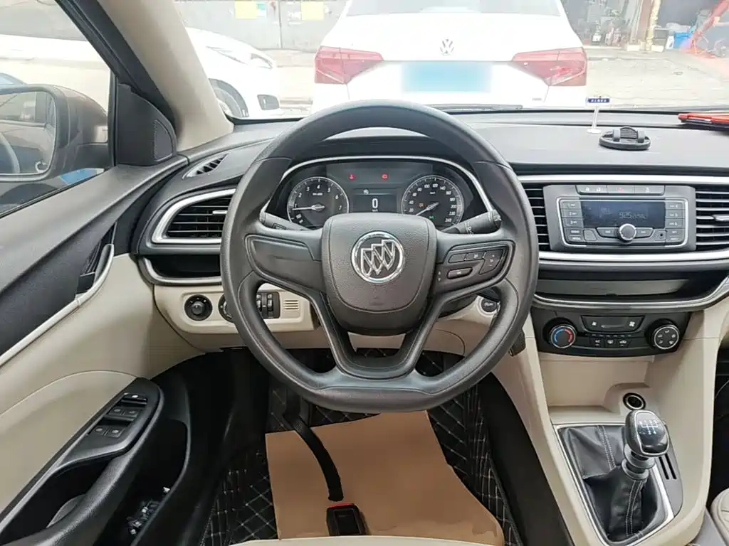 Buick Excelle GT 2016 — фото 11