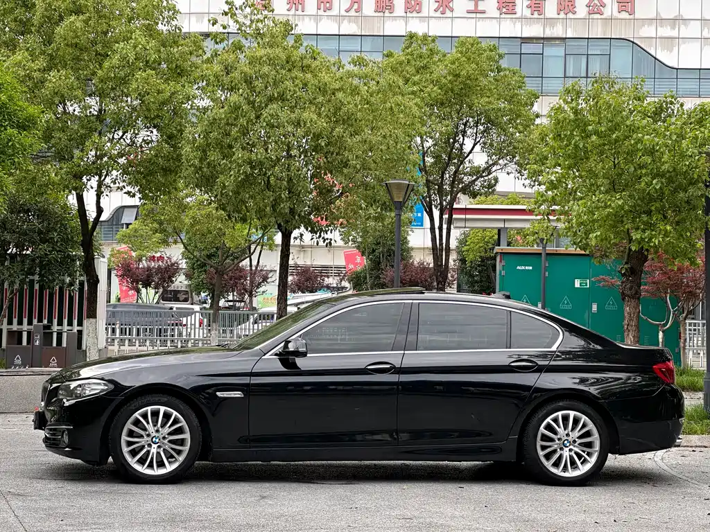 BMW 5 Series 2017
