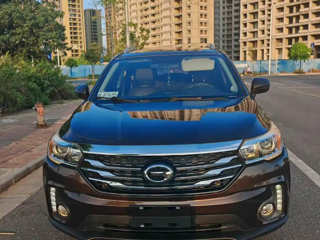 GAC Motor Trumpchi GS4 2016 — фото 2