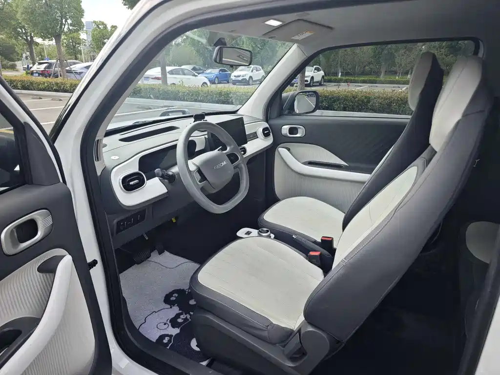 Geely Galaxy Panda 2025 — фото 8