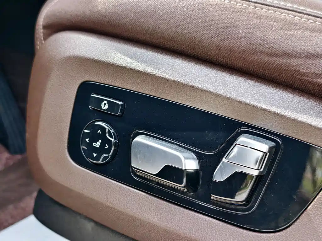 BMW X5 2023 — фото 38