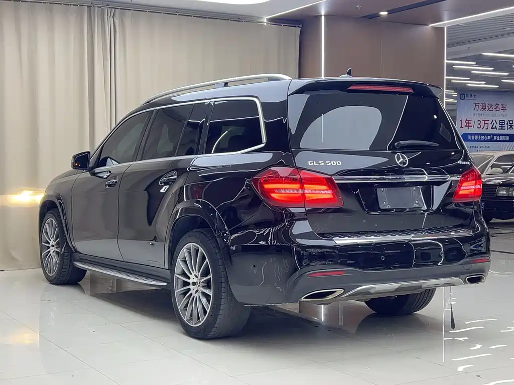 Mercedes-Benz GLS 2017 — фото 15