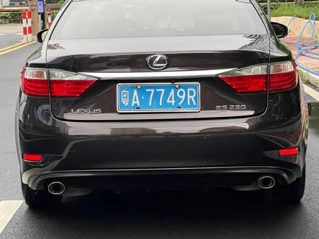 Lexus ES 2013