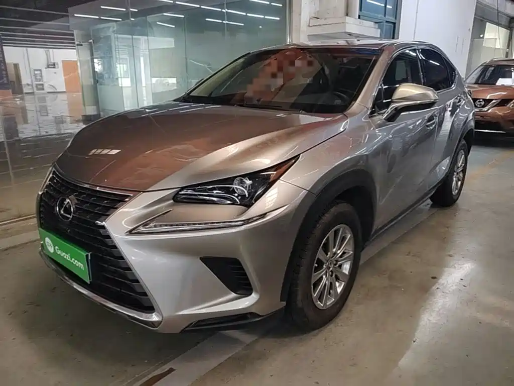 Lexus NX 2018