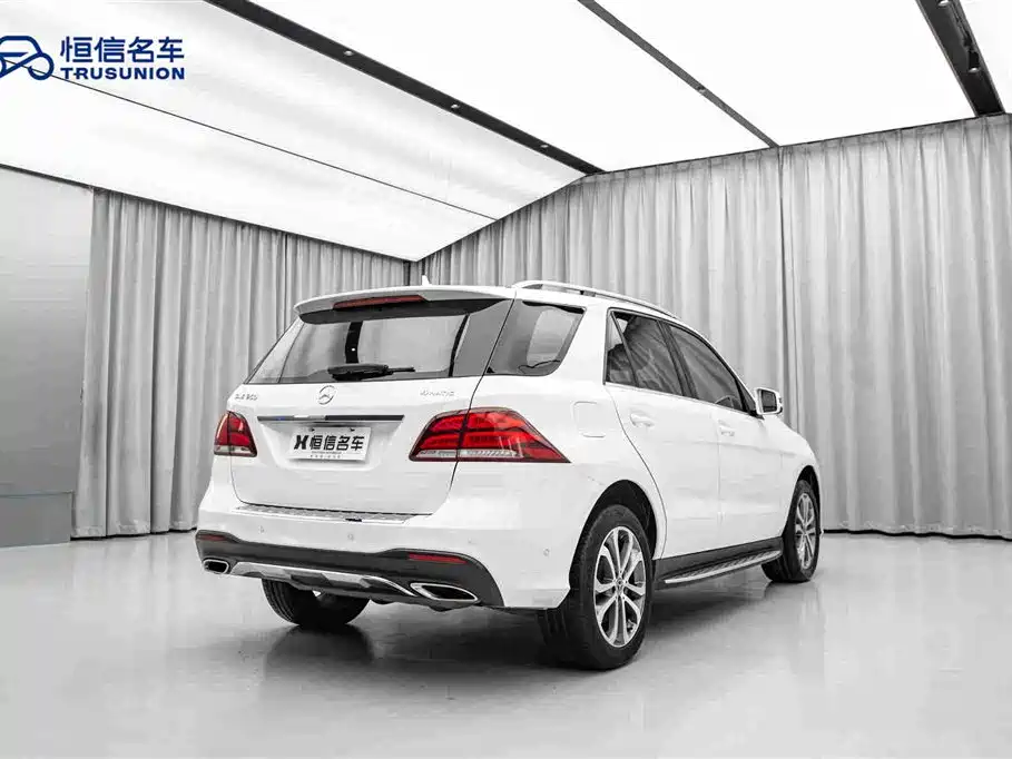Mercedes-Benz GLE 2017