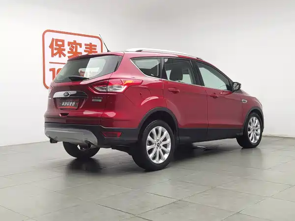 Ford Kuga 2014