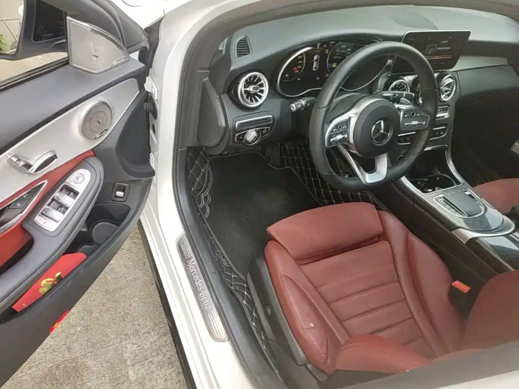 Mercedes-Benz C-Class 2020 — фото 16