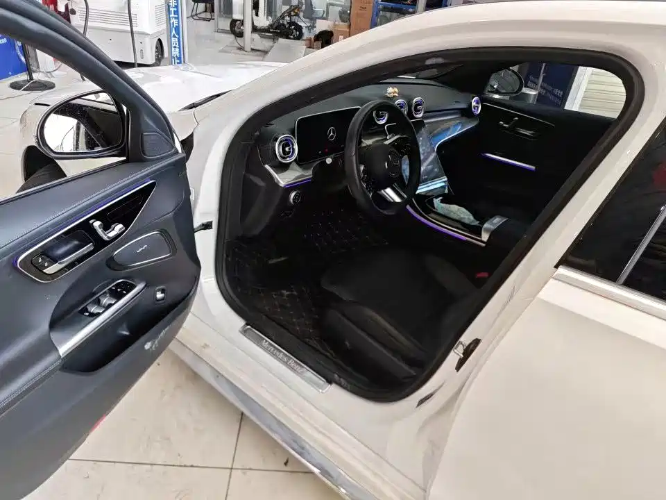 Mercedes-Benz C-Class 2022