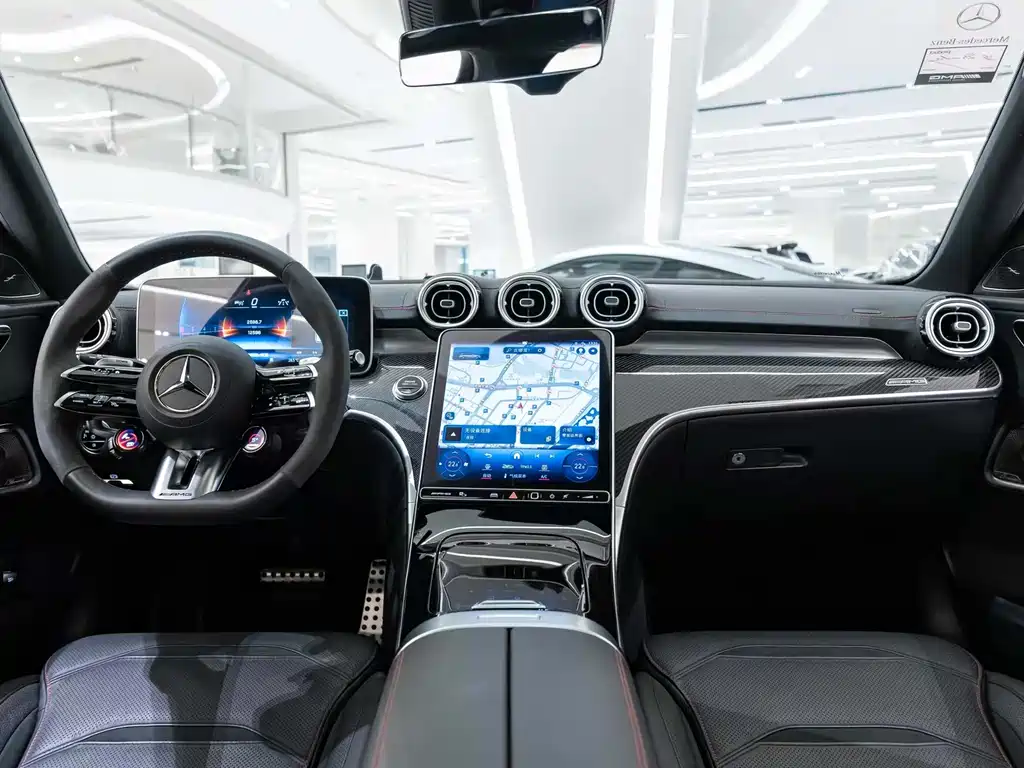 Mercedes-Benz C-Class AMG 2024 — фото 11