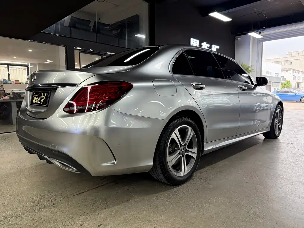 Mercedes-Benz C-Class 2020 — фото 13