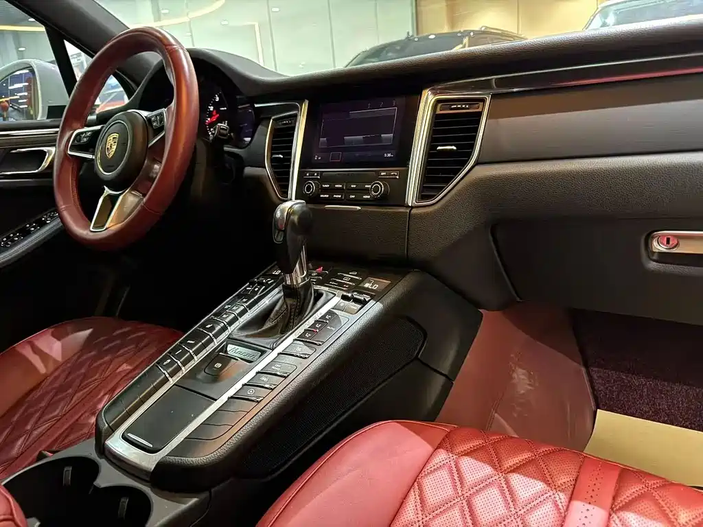 Porsche Macan 2017
