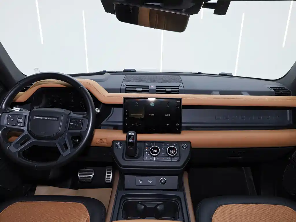 Land Rover Defender 2022 — фото 14