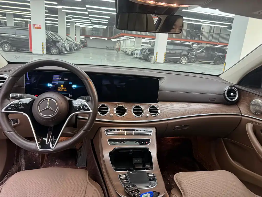 Mercedes-Benz E-Class 2023