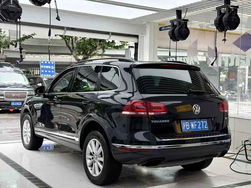 Volkswagen Touareg 2017 — фото 4