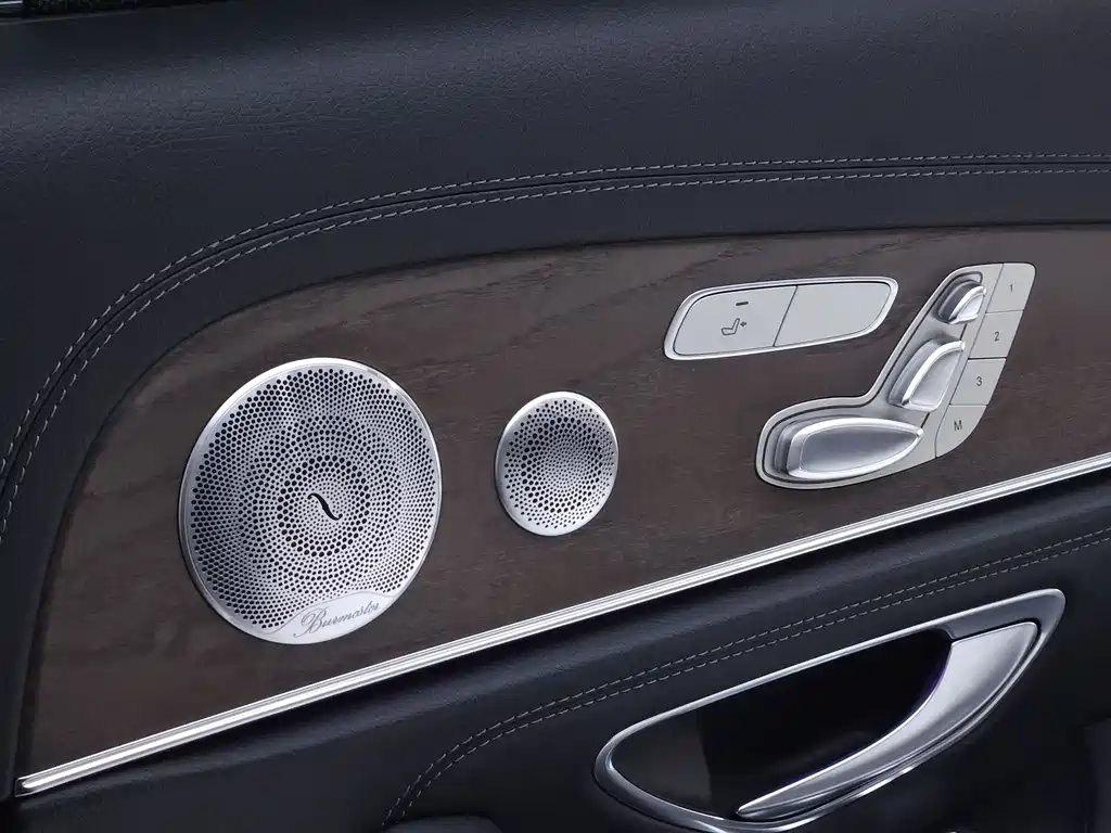Mercedes-Benz E-Class 2020 — фото 10
