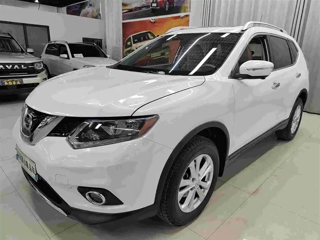Nissan X-Trail 2015 — фото 1