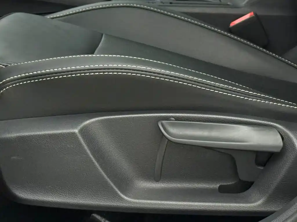Skoda Octavia 2023 — фото 20