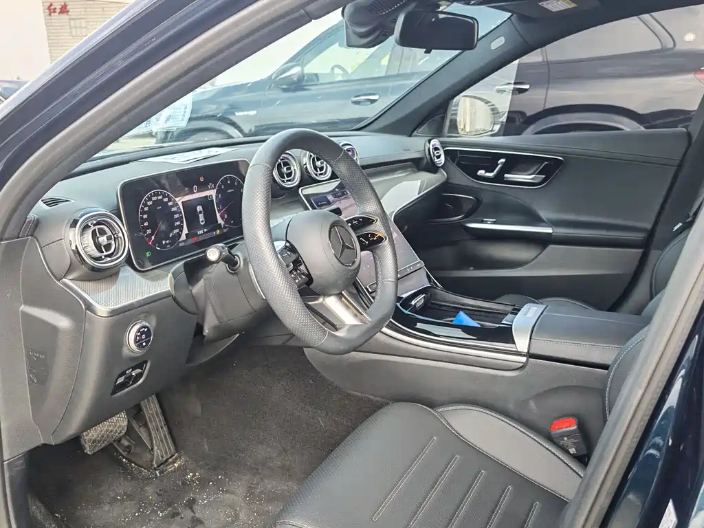Mercedes-Benz C-Class 2022 — фото 6