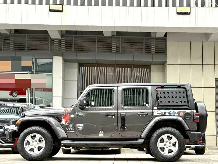 Jeep Wrangler 2019 — фото 14