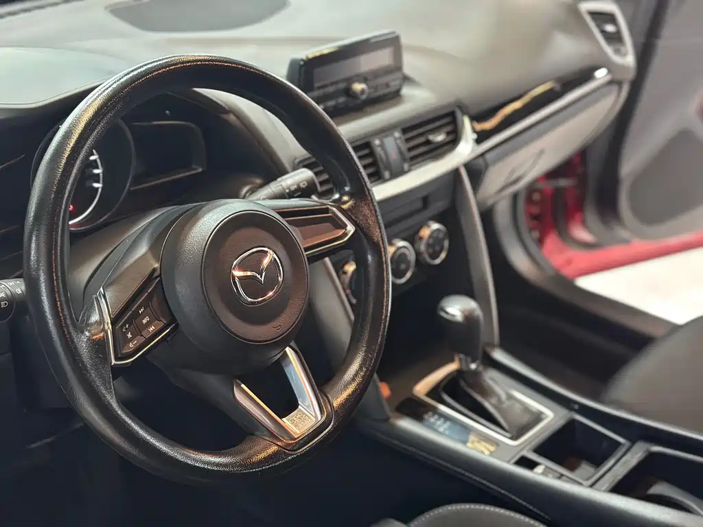 Mazda CX-4 2018