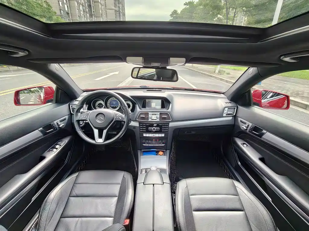 Mercedes-Benz E-Class 2015 — фото 13
