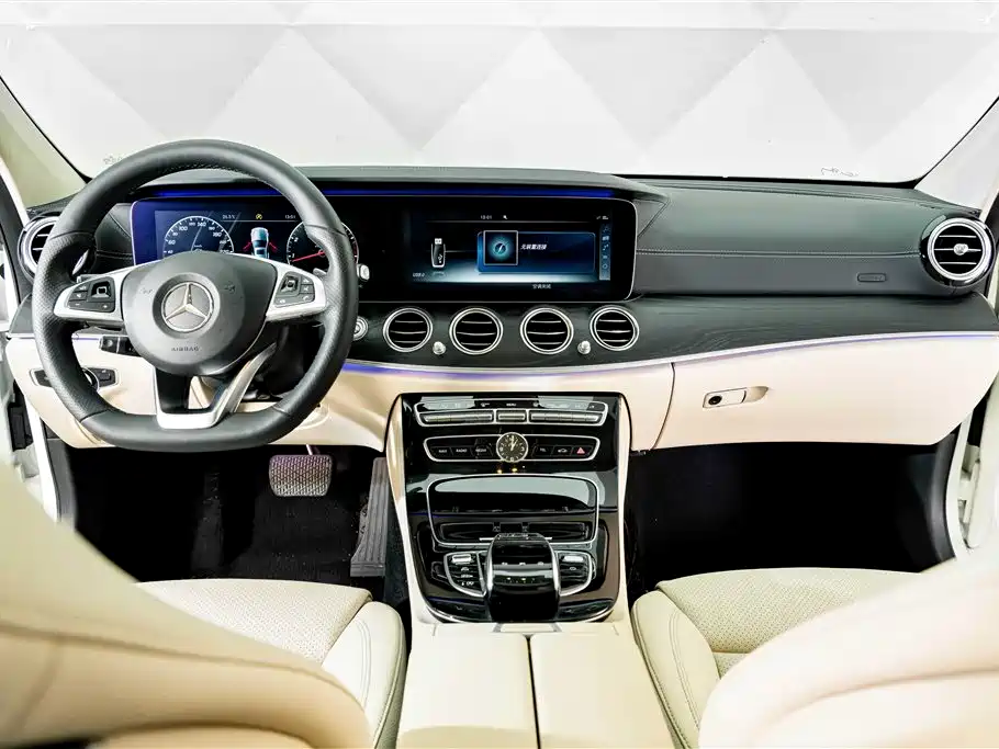 Mercedes-Benz E-Class 2017 — фото 13