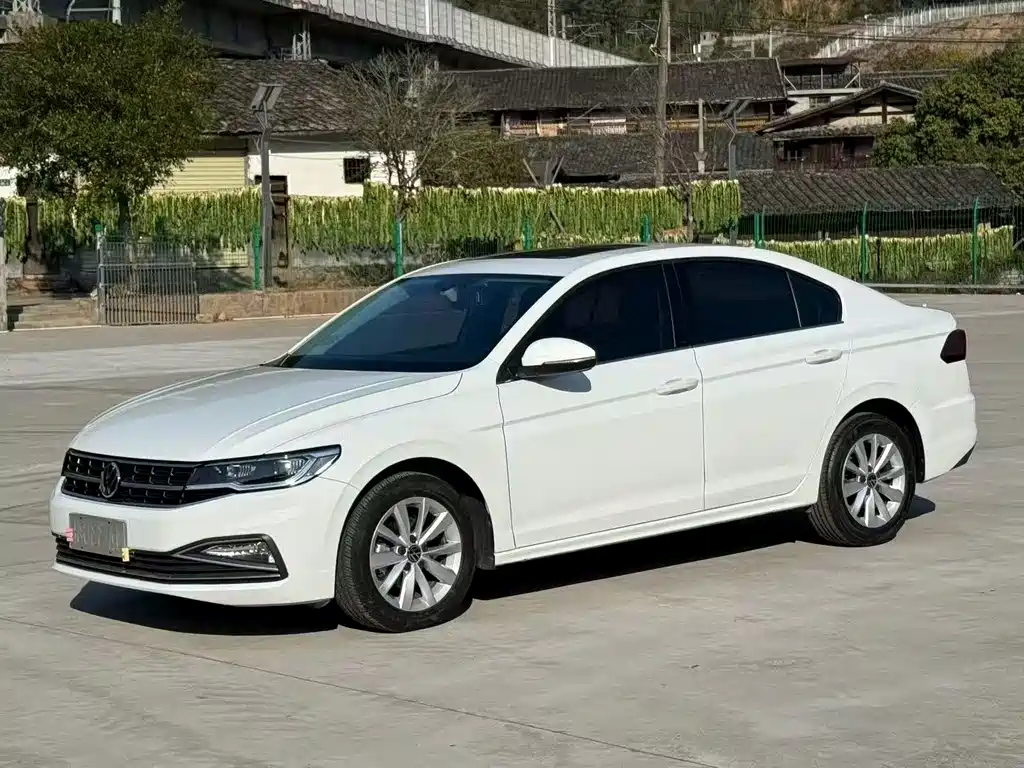 Volkswagen Bora 2021