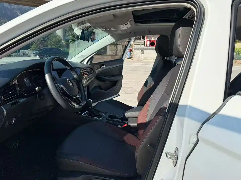 Volkswagen Bora 2021