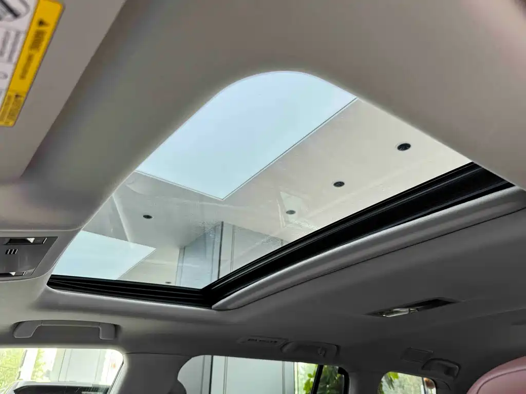 Lexus LX 2021 — фото 11