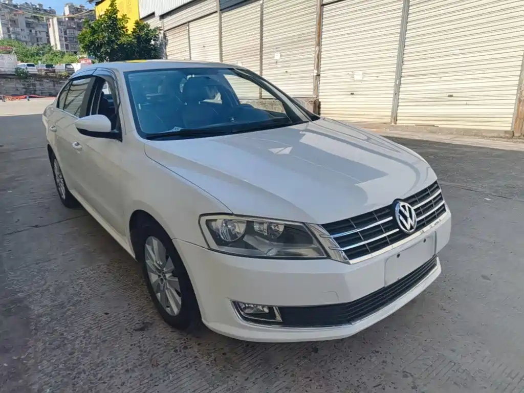 Volkswagen Lavida 2014