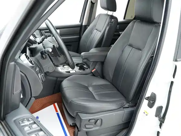 Land Rover Discovery 2014