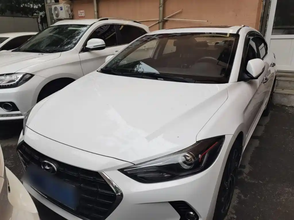 Hyundai Elantra 2019