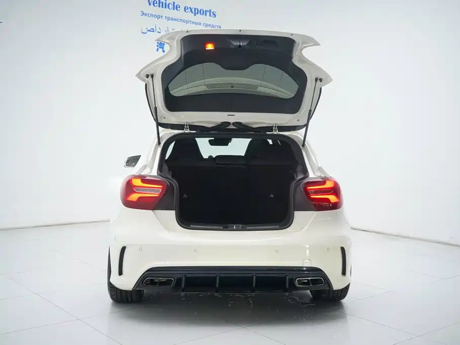 Mercedes-Benz A-Class AMG 2018 — фото 9