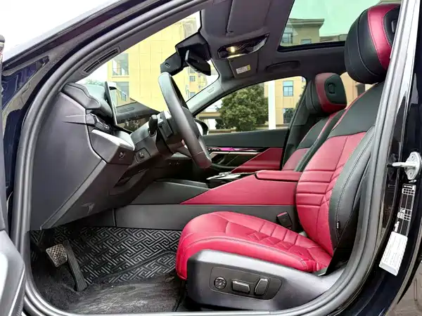 BMW 5 Series 2025