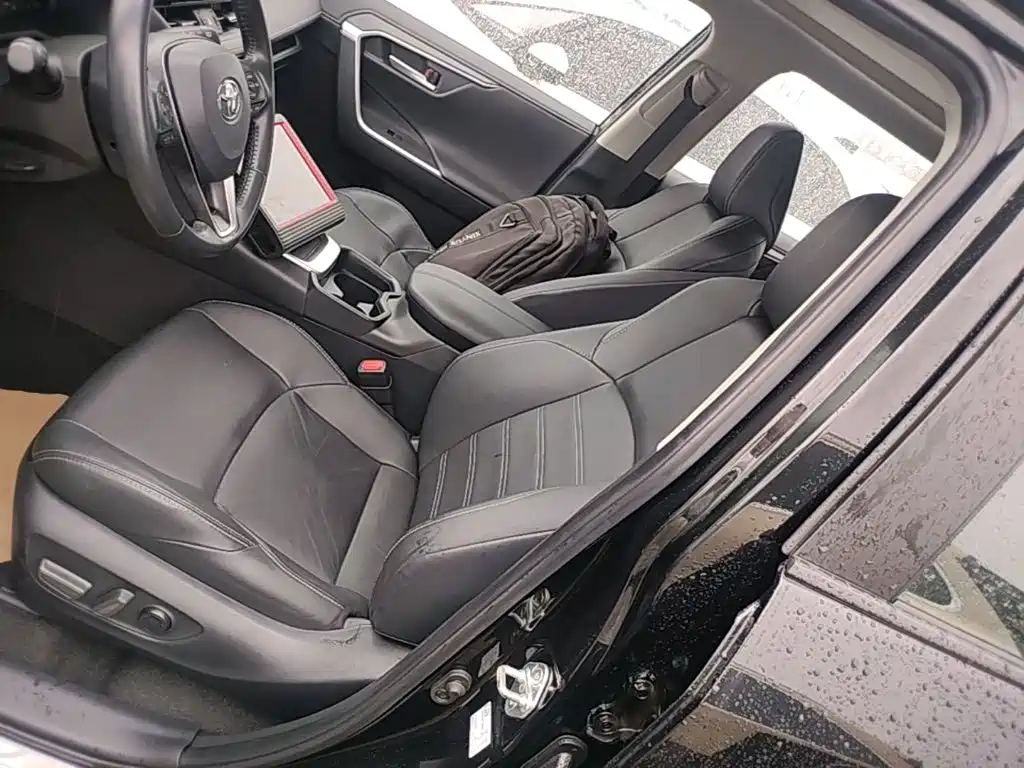 Toyota Wildlander 2023 — фото 15