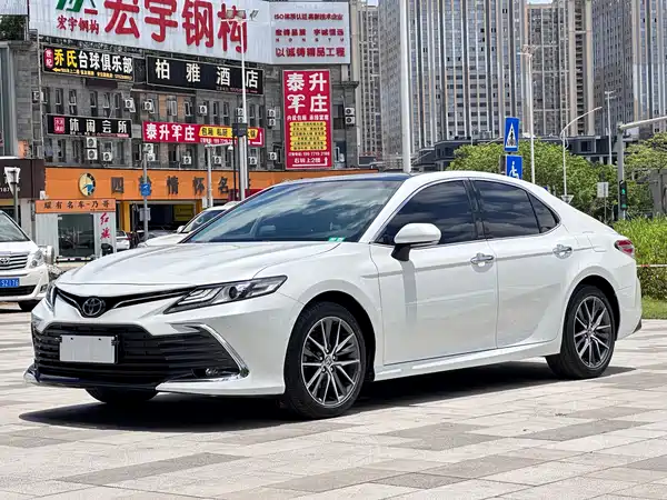 Toyota Camry 2023