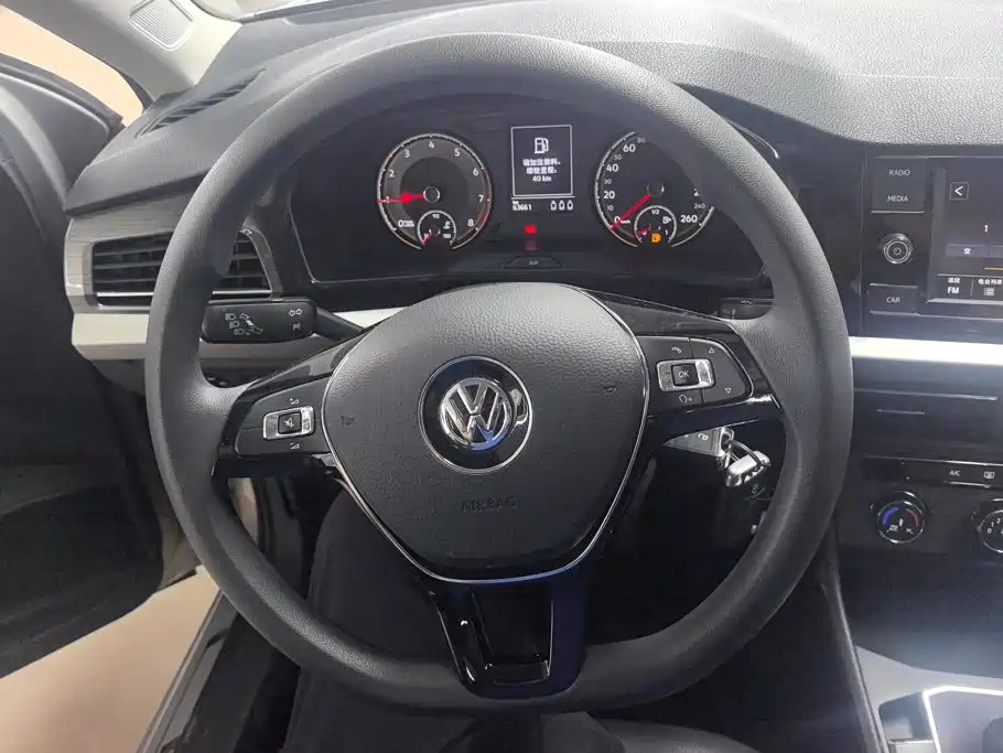 Volkswagen Lavida 2019 — фото 14