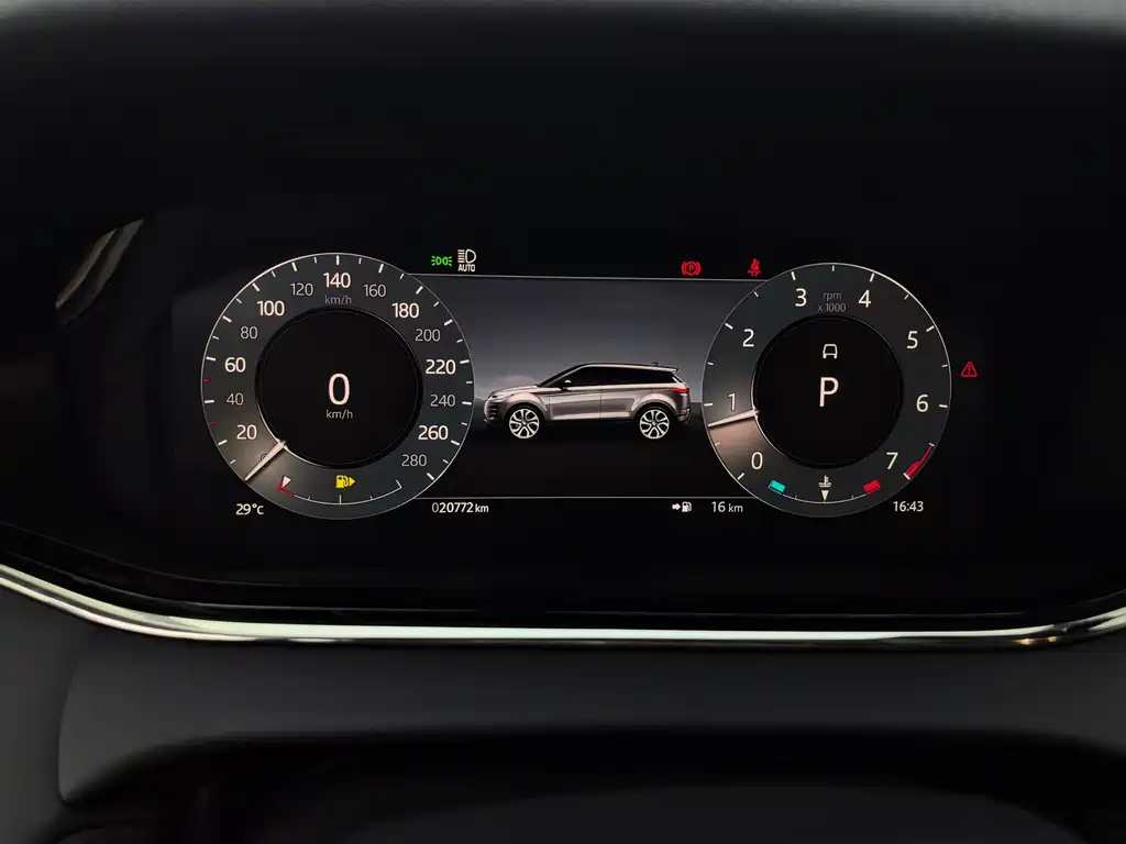 Land Rover Range Rover Evoque 2024 — фото 29
