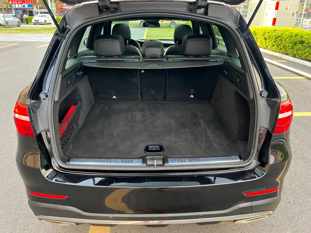 Mercedes-Benz GLC 2017 — фото 27