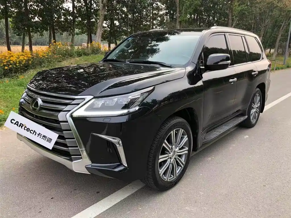 Lexus LX 2019