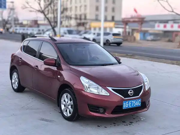 Nissan Tiida 2011